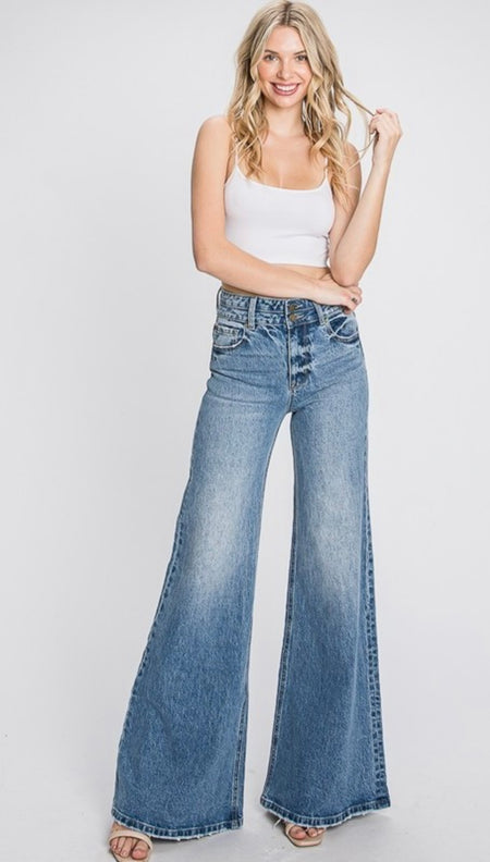 Flirty Pearl Wideleg Jeans
