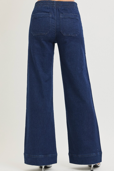 Dark Mode Slip Into Comfort Jeans