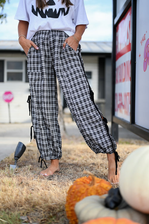 Check-in Plaid Joggers