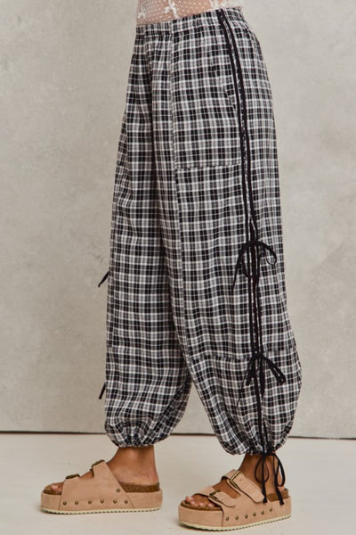 Check-in Plaid Joggers
