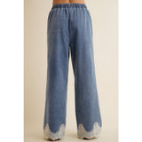 Trimmed in Lace Demin Pants