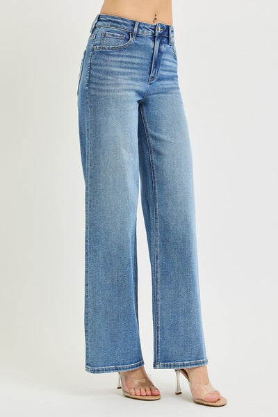 Signature Jeans