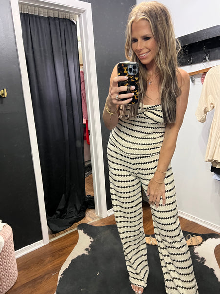 Loungin in La Vern Set