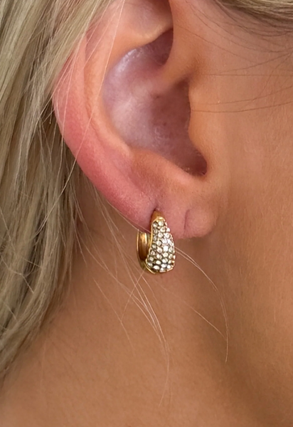 Dainty Diamond Huggies