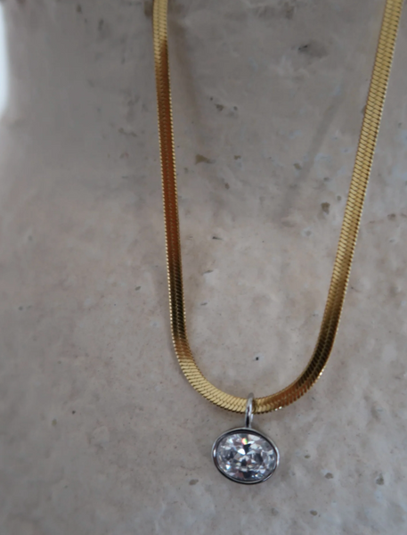 Cora Necklace