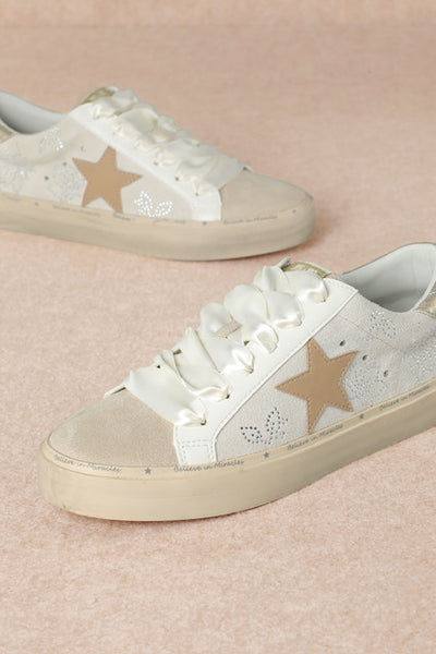 DOORBUSTER Camel Star Sneakers